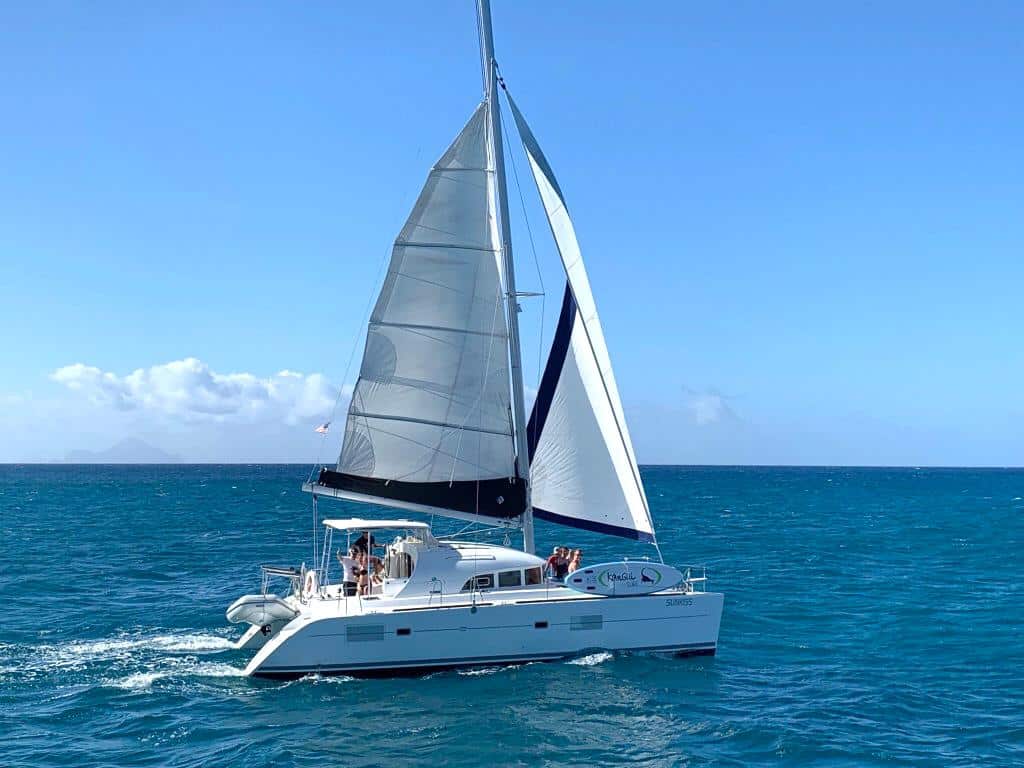 Sunkiss - 38ft Sailing Catamaran - Luxury Cat Charter (4)