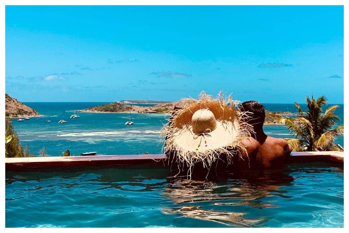 Karibuni infinity pool, amazing Ocean view over Pinel Island